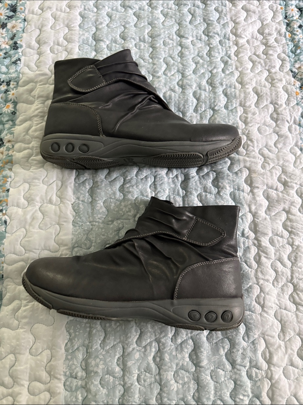 Women's Dark Grey Ruched Ankle Booties